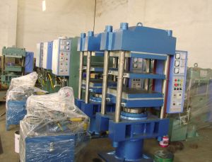 Pillar Rubber Vulcanizing Machine Xlb 550X550X4